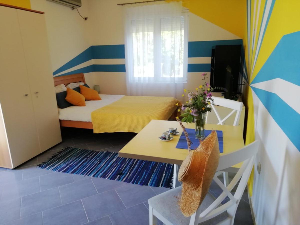 Mirta Apartments Family Farm Budva Exterior foto